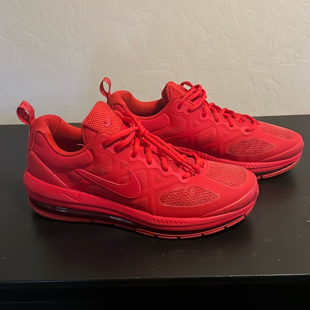 Nike Air Max Genome - University Red - 11.5